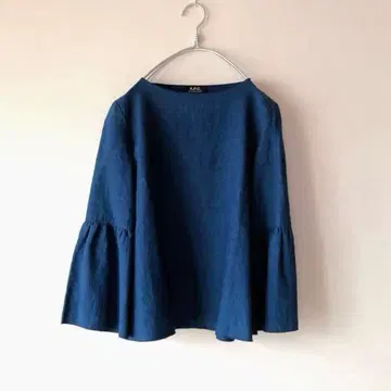 [ 새상품급 ] A.P.C 플레어 슬리브 풀오버 블라우스 티셔츠 34