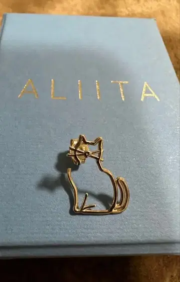 아리타 ALIITA 싱글 귀걸이 파우치 포함
