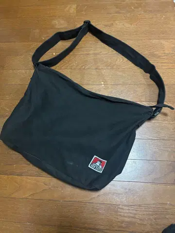 벤 데이비스 빅 캠퍼스 숄더백