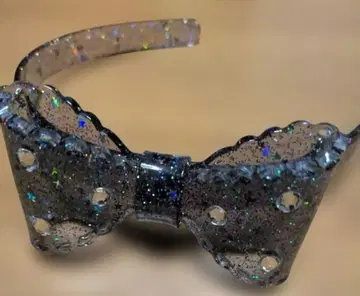 반짝이는 플라스틱 리본 머리띠 엔젤릭 프리티