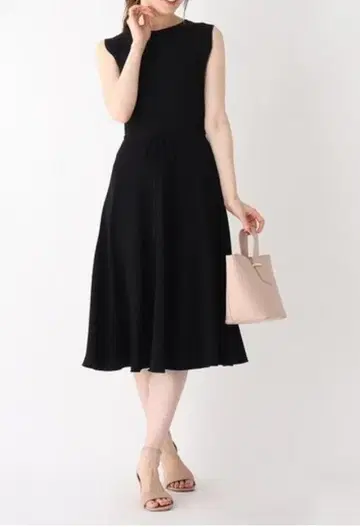 새상품급 인덱스 INDEX 니트 원피스 슬리브리스 미디 기장