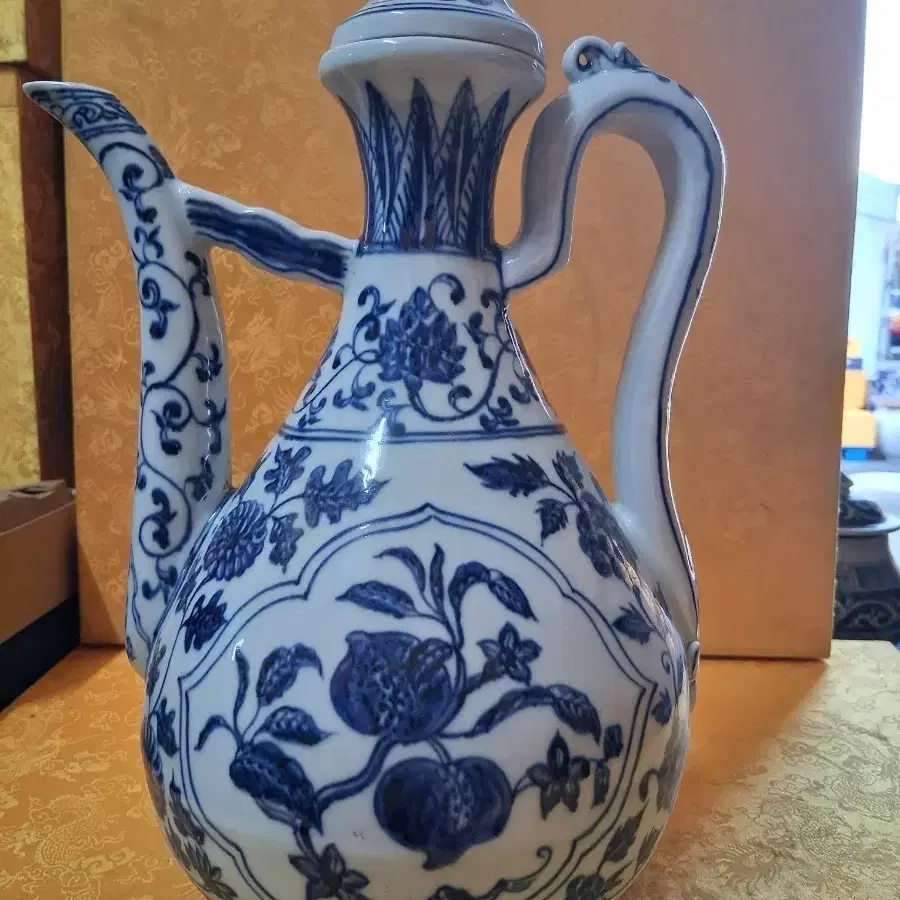 Da Qing Yongle Nian Zhi Qinghua Ji Yan Zhu Hu