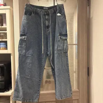 PUNYUS 카고 스트레이트 데님 사이즈 4