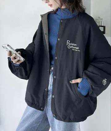 [ JAVA 자바 별주 ] 로고 자수 충전솜 노카라 오버 사이즈 블루종