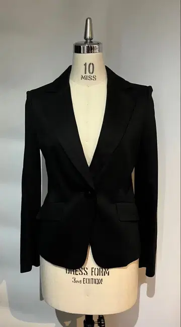 Reflect 베이직 테일러드 저지 자켓 블랙