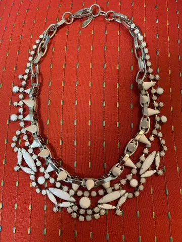 주미림 Joomi lim 목걸이 화이트 투모로우랜드 구매