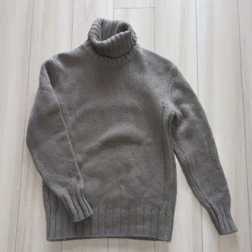 에디피스 터틀넥 니트 스웨터 M