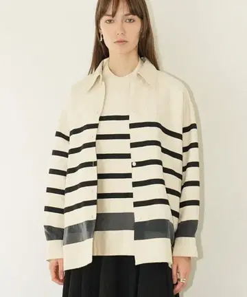 clane SHEER BORDER SHIRT