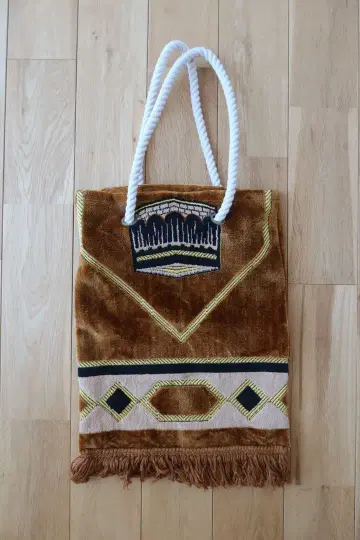 Freada FreaksStore 토트백 중동 러그 리메이크 1점