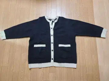 로리즈팜 모찌모찌 샤기 크루 가디건 블랙