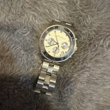 MARC BY MARC JACOBS 크로노그래프 시계