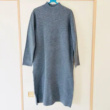 [ 미사용 새상품 ] 알파 큐빅 니트 원피스 그레이