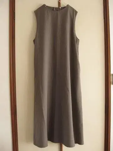 무인양품 울 혼방 기모 오버롤 스커트 원피스