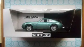 Whitebox 1/18 애스턴 마틴 DB4 GT 자가토 그린