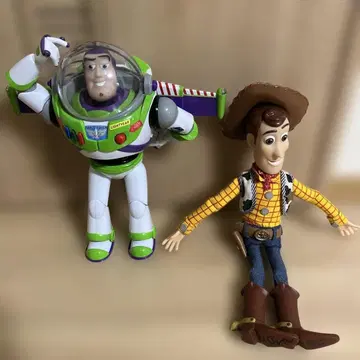 버즈 라이트이어 우디 피규어 세트