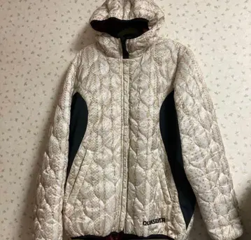 새상품급 QUIKSILVER 리버서블 후드 부착 자켓