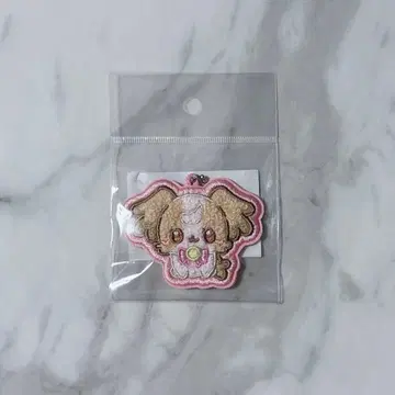 푸치큐아 하지메테 카페 사가라 자수 키링 코무기