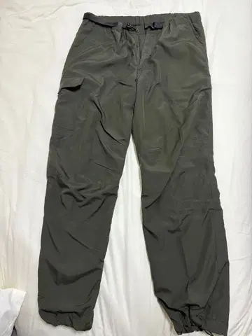 유니클로 UNIQLO 웜 이지 팬츠 구형 카키색 M 76-84cm
