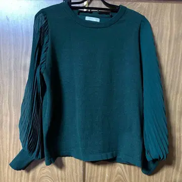 아모와르카프리스 럭스 소매 쉬폰 플리츠 니트 풀오버