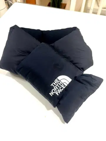 THE NORTH FACE 다운 머플러 네이비