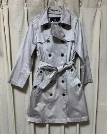 새상품급 아쿠아 스큐텀 트렌치코트 스프링 코트 실버 그레이