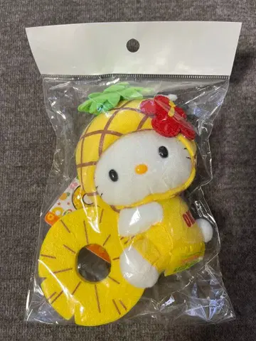 [ 초레어 ] 헬로키티 오키나와 한정판 파인애플 봉제 인형 택 포함