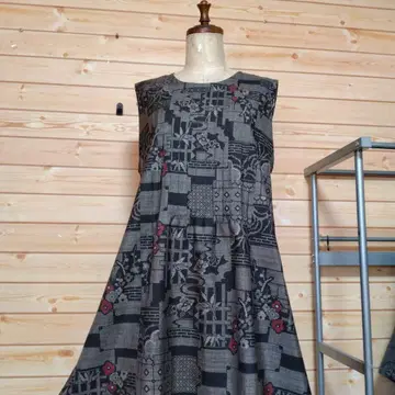 본고장 진흙 염색 오시마에서 핀턱 염색 없는 원피스