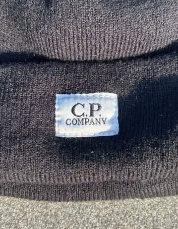 C.P. COMPANY 고글 니트 모자 블랙