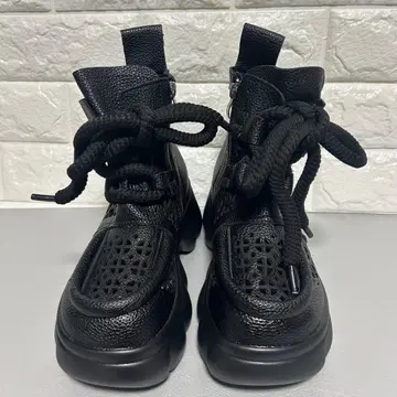 블랙 메쉬 디자인 통굽 부츠 소가죽 35 22.5