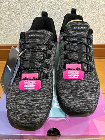 SKECHERS 메모리폼 와이드핏 스니커즈 23.5cm