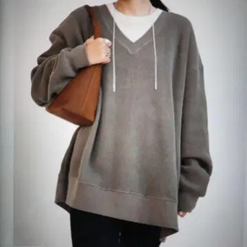 AP STUDIO 별주 Good Rock Speed V넥 풀오버