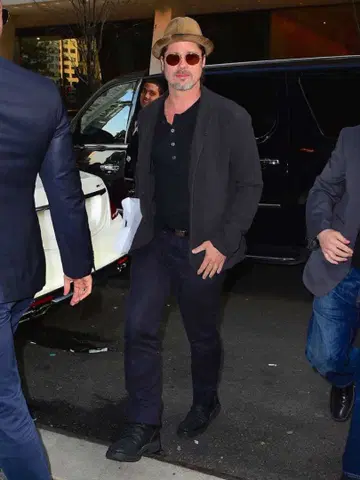 브래드 피트 착용 햇