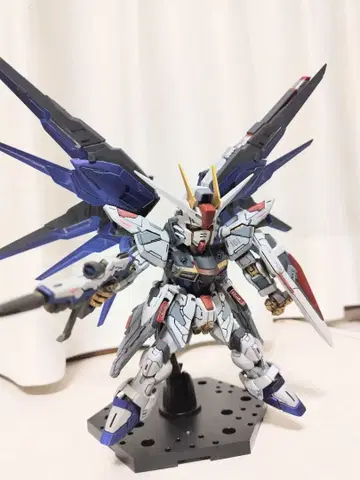 MGSD 프리덤 건담 완성품