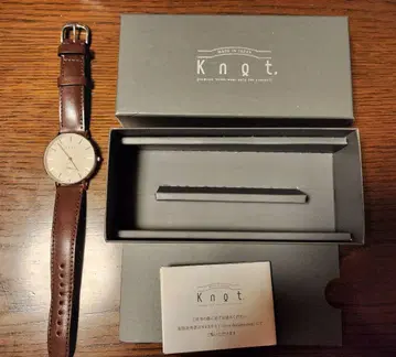 Knot 손목시계 GS-36 아이보리 화이트 작동 중