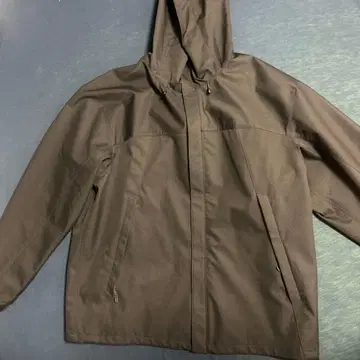 다크 브라운 후드 부착 나일론 자켓