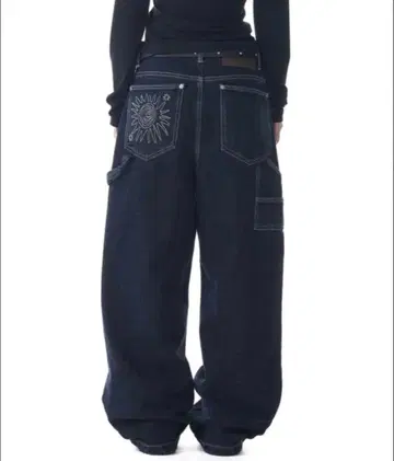 AAKAM 선 디자인 자수 와이드 데님 팬츠