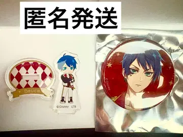 트위스테 카페 2025 듀스 아크릴 스탠드와 캔뱃지