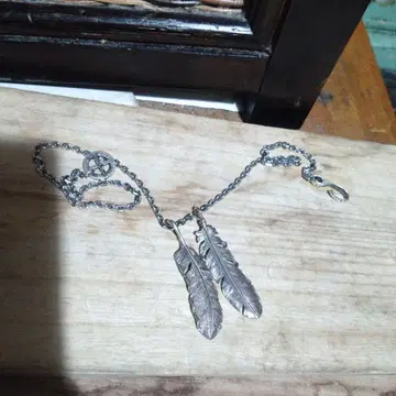 SAAD 목걸이 페더