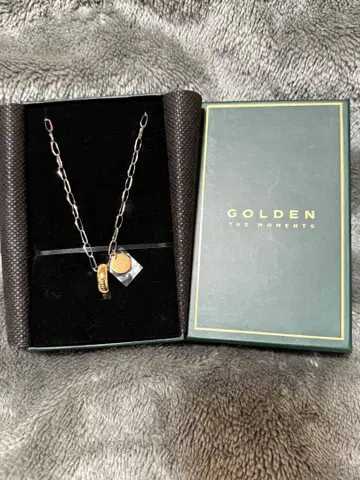 정국 GOLDEN THE MOMENTS 전시회 목걸이 트레이딩 카드 포함