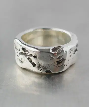 e.m. 실버 볼륨 반지