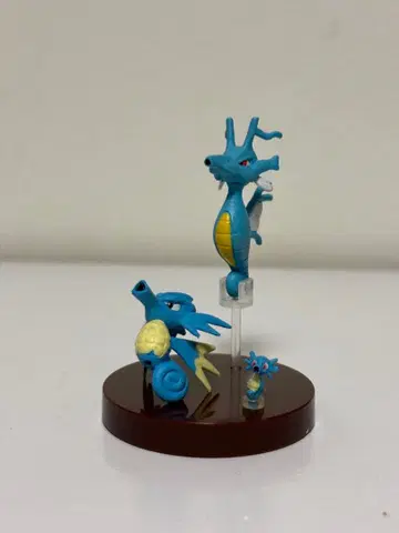 입체 포켓몬 도감 킹드라