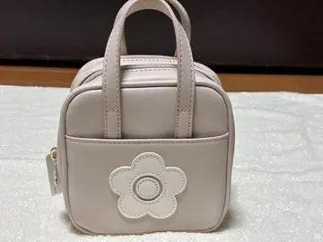 마리콴트 파우치 페이주