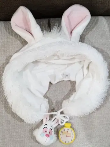 이상한 나라의 앨리스 화이트 토끼 팬캡 디즈니