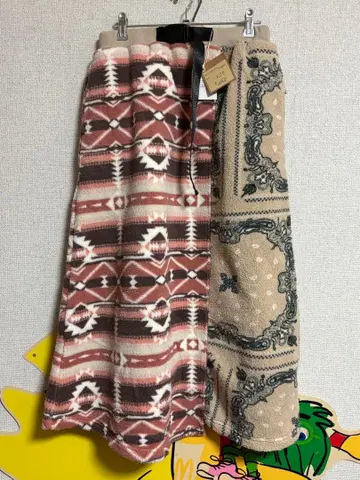 JUICY 플리스 스커트 미사용 택 포함