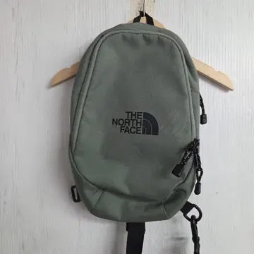 THE NORTH FACE 숄더백 올리브 그린