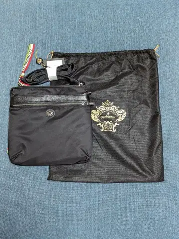 삭스 바 주주 우대 오로비안코 숄더백 미사용품