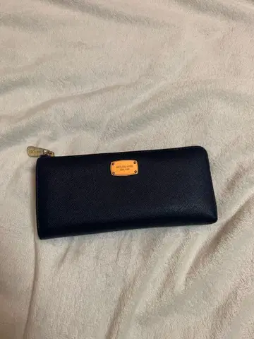 네이비 장지갑 마이클코어스 MICHAEL KORS