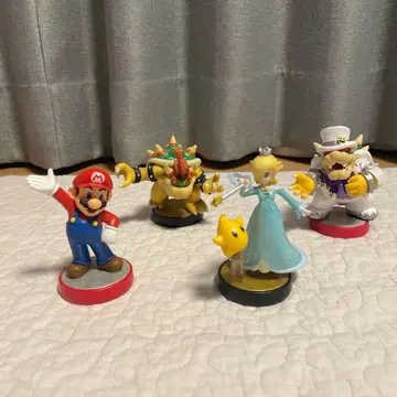 새상품급 amiibo 마리오 쿠파 로제타 4체 세트