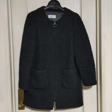 보아 블랙 노카라 코트