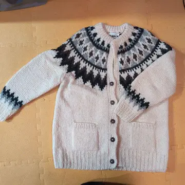 새상품급 Doux archives 노르딕 무늬 코위찬 가디건